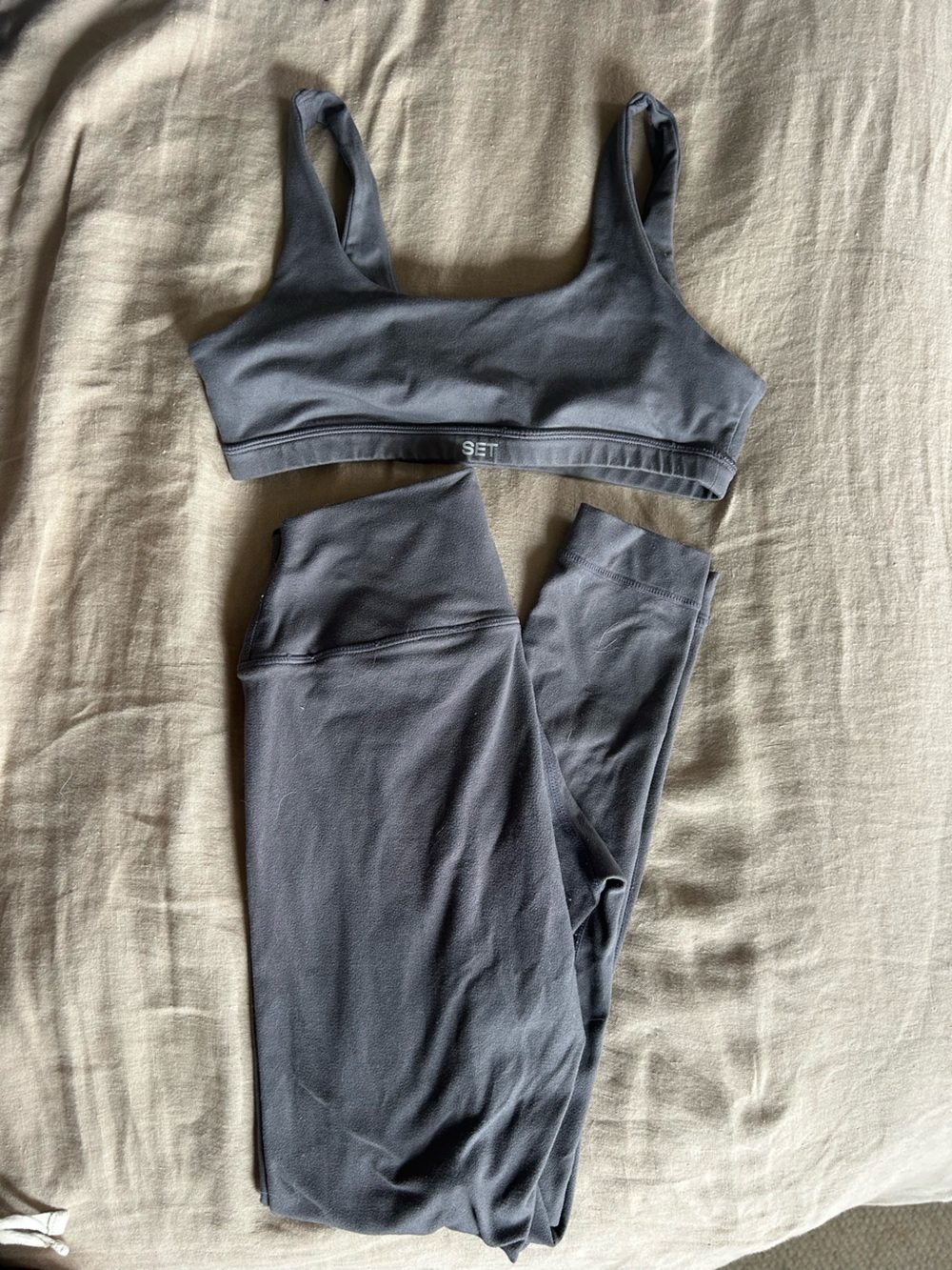 SET Active Charcoal Gray Seamless Sports Bra & Leggings Set